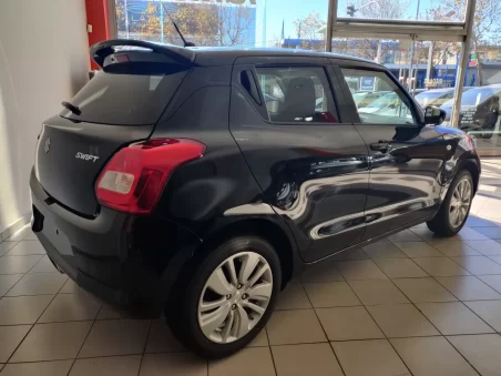 Suzuki Swift 6gen - Dakspoiler