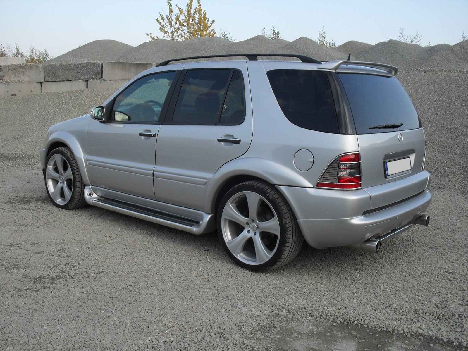 Mercedes ML (W163) - Dakspoiler