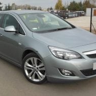 Opel Astra J – Voorbumper spoiler